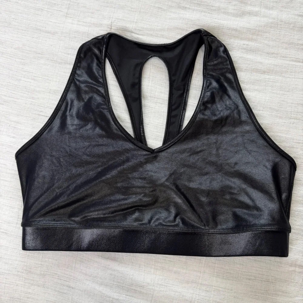 Carbon38 sports bra